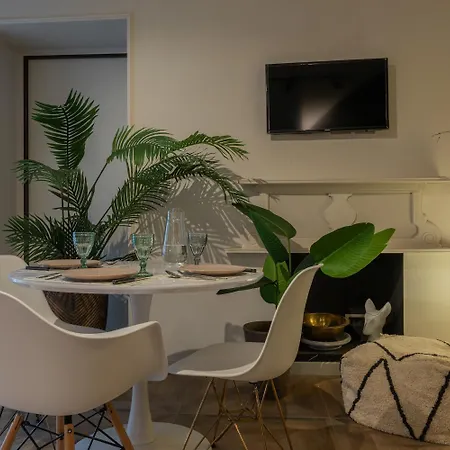 Design In Corso Francia By Wonderful Italy *