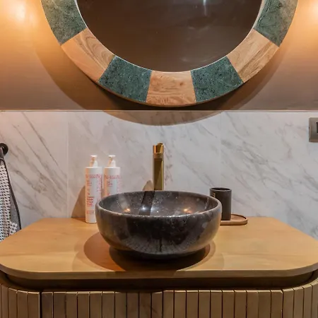 Design In Corso Francia By Wonderful Italy