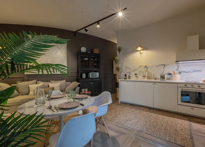Design In Corso Francia By Wonderful Italy Apartman