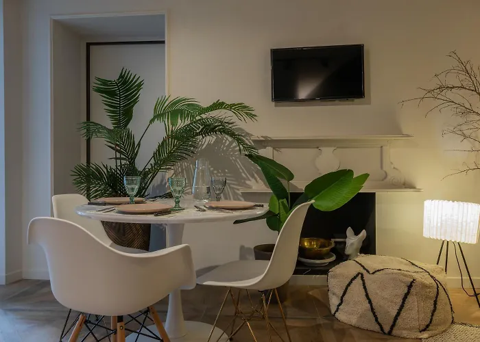 Design In Corso Francia By Wonderful Italy *