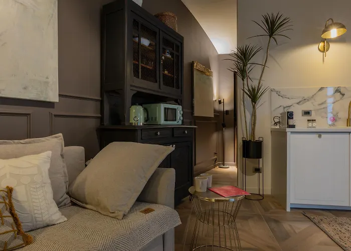 Design In Corso Francia By Wonderful Italy