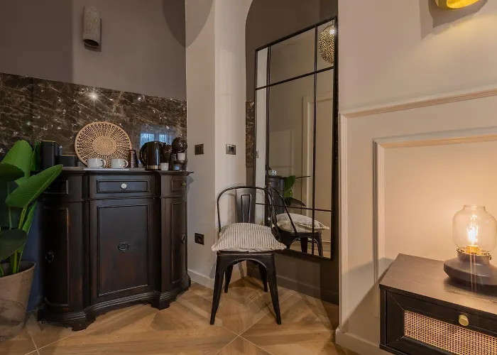 Design In Corso Francia By Wonderful Italy Apartman *