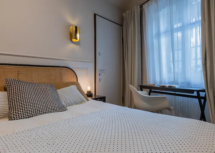 Design In Corso Francia By Wonderful Italy *