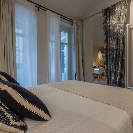 Design In Corso Francia By Wonderful Italy Турин