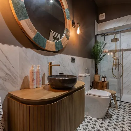 Design In Corso Francia By Wonderful Italy * Турин